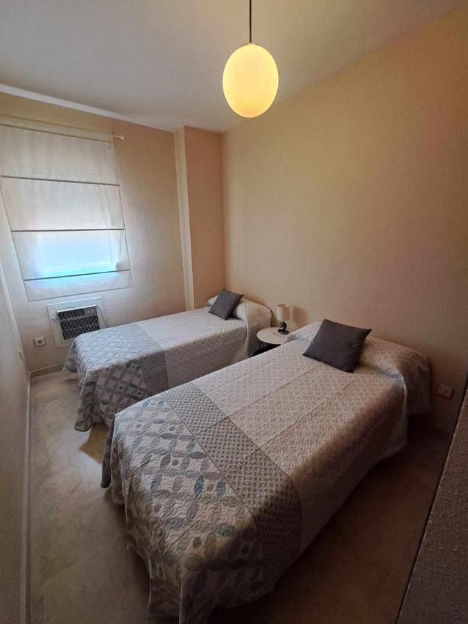Universidad 2 By Shouthern Rooms Jaén Екстериор снимка